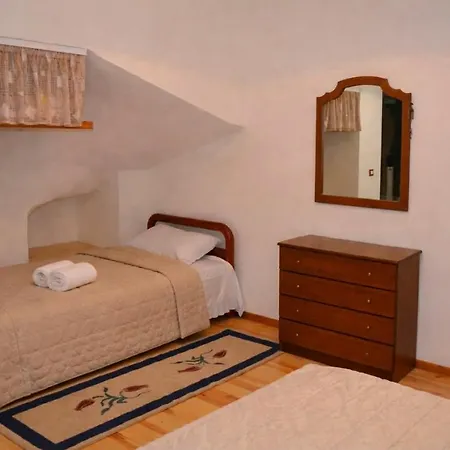 Memushi Konukevi Gjirokastër