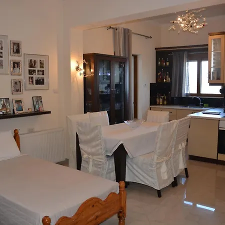 Memushi Guest house