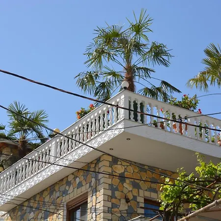 بيت ضيافة Memushi *